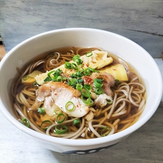 甘辛鶏ももと筍のあったかお蕎麦